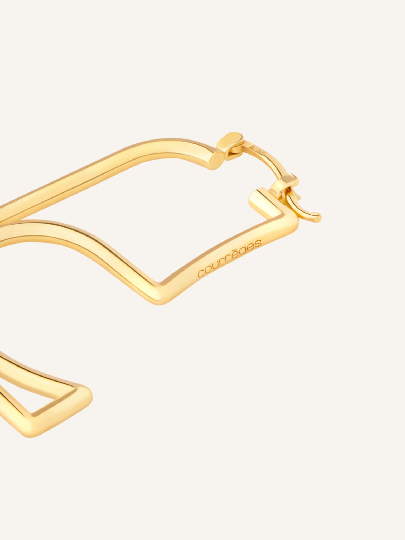 AC EARRINGS