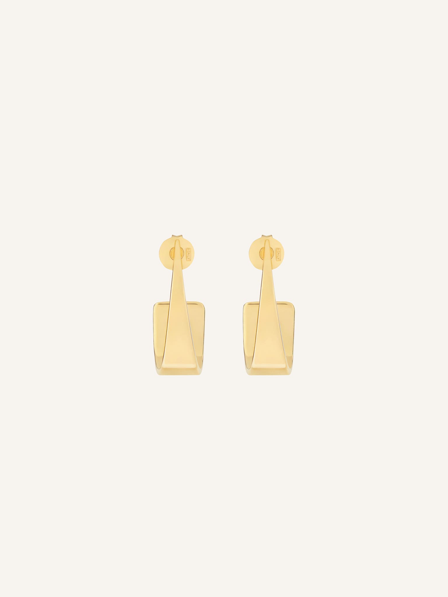 ONE CURVED EARRINGS