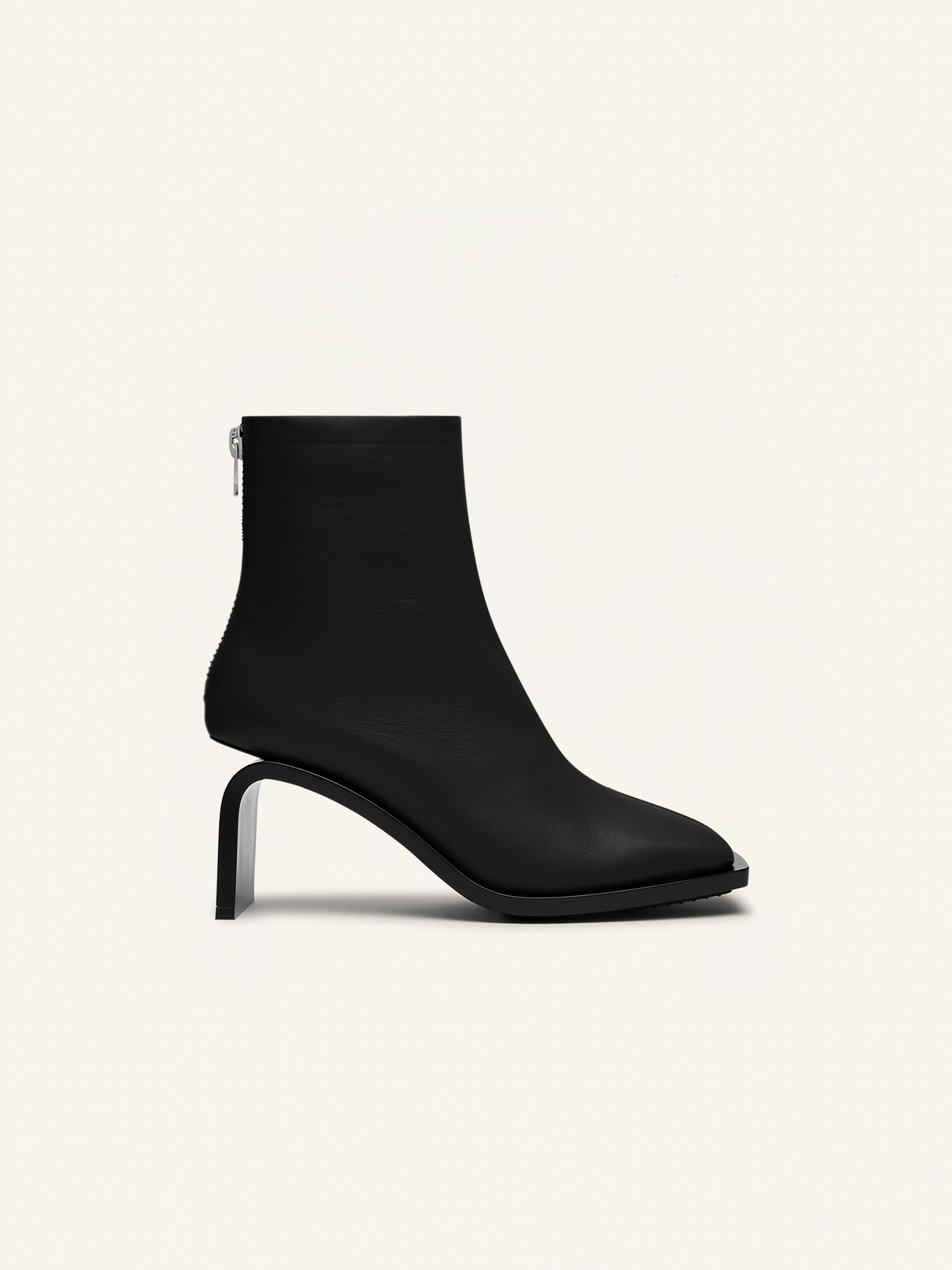 Bottines en vinyle noir outlet