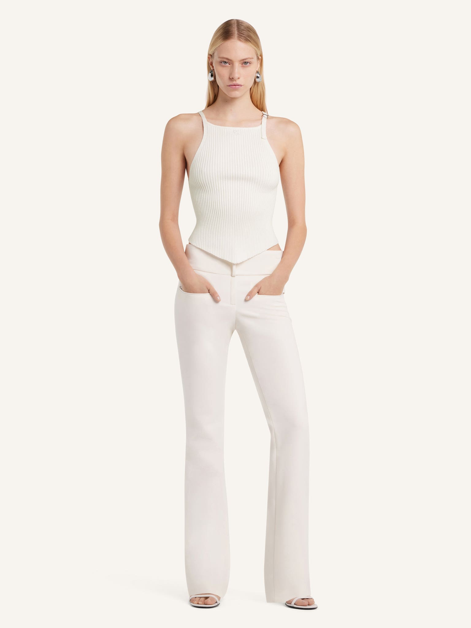 POINTY BUCKLE RIB KNIT TOP