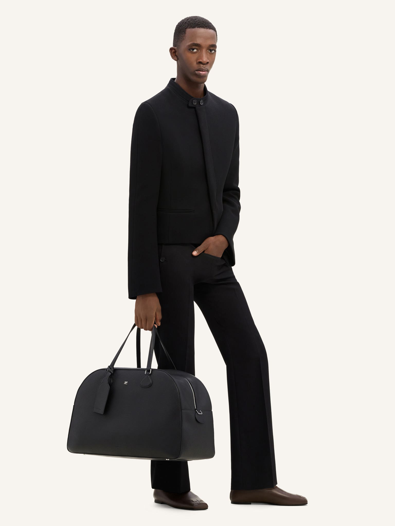 STUD GRAINED LEATHER WEEKENDER BAG